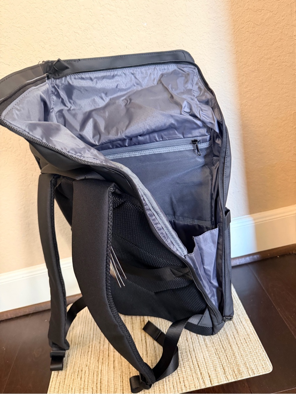 Travel Work Backpack - Picture 3 of 12